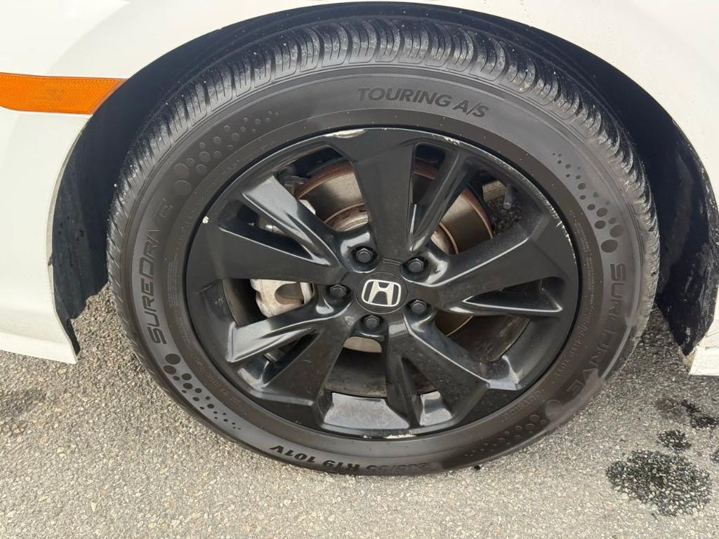 used 2024 Honda Odyssey car, priced at $35,522