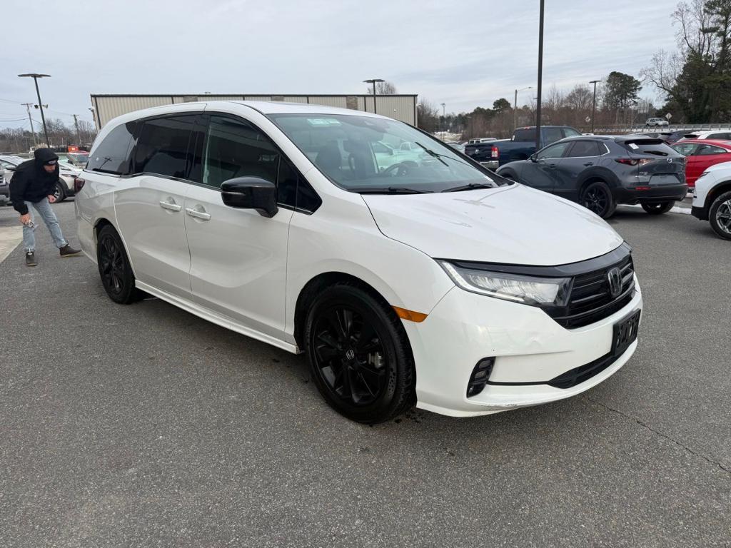 used 2024 Honda Odyssey car, priced at $35,522