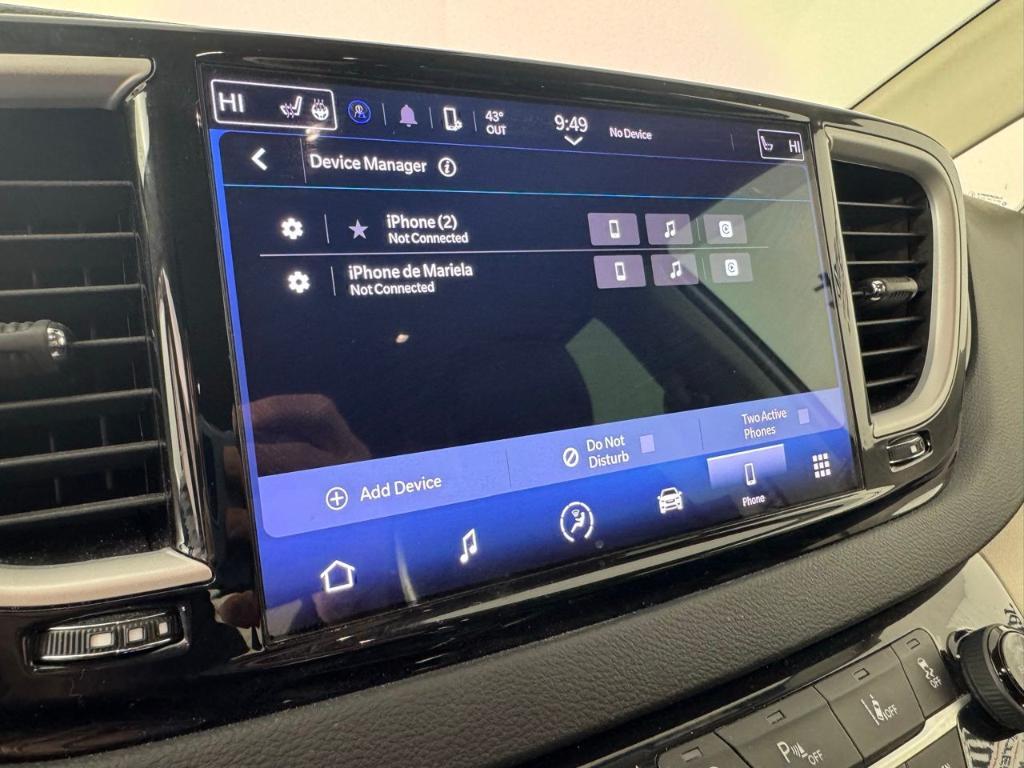 used 2023 Chrysler Pacifica car, priced at $23,400