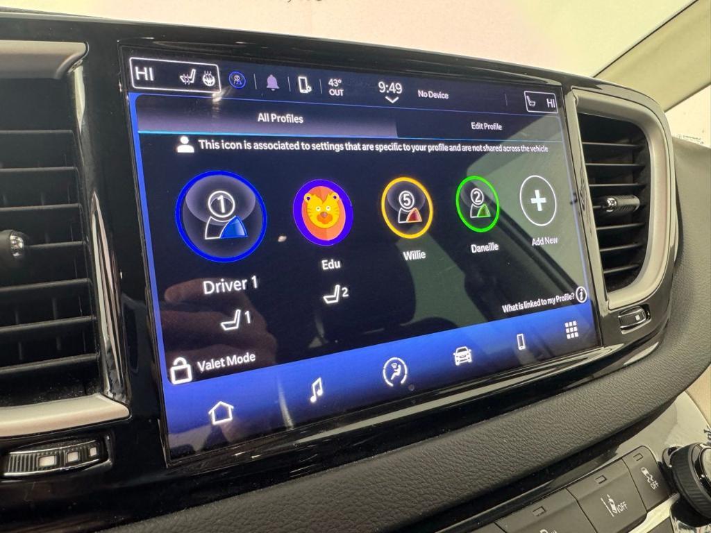 used 2023 Chrysler Pacifica car, priced at $23,400