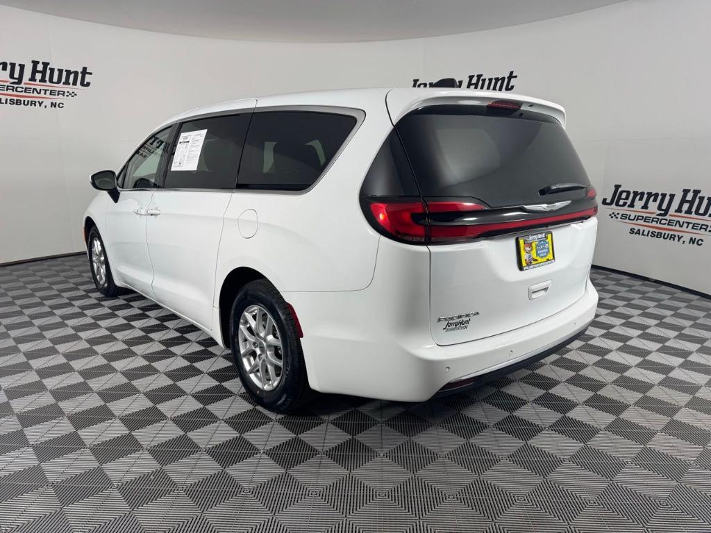 used 2023 Chrysler Pacifica car, priced at $23,400