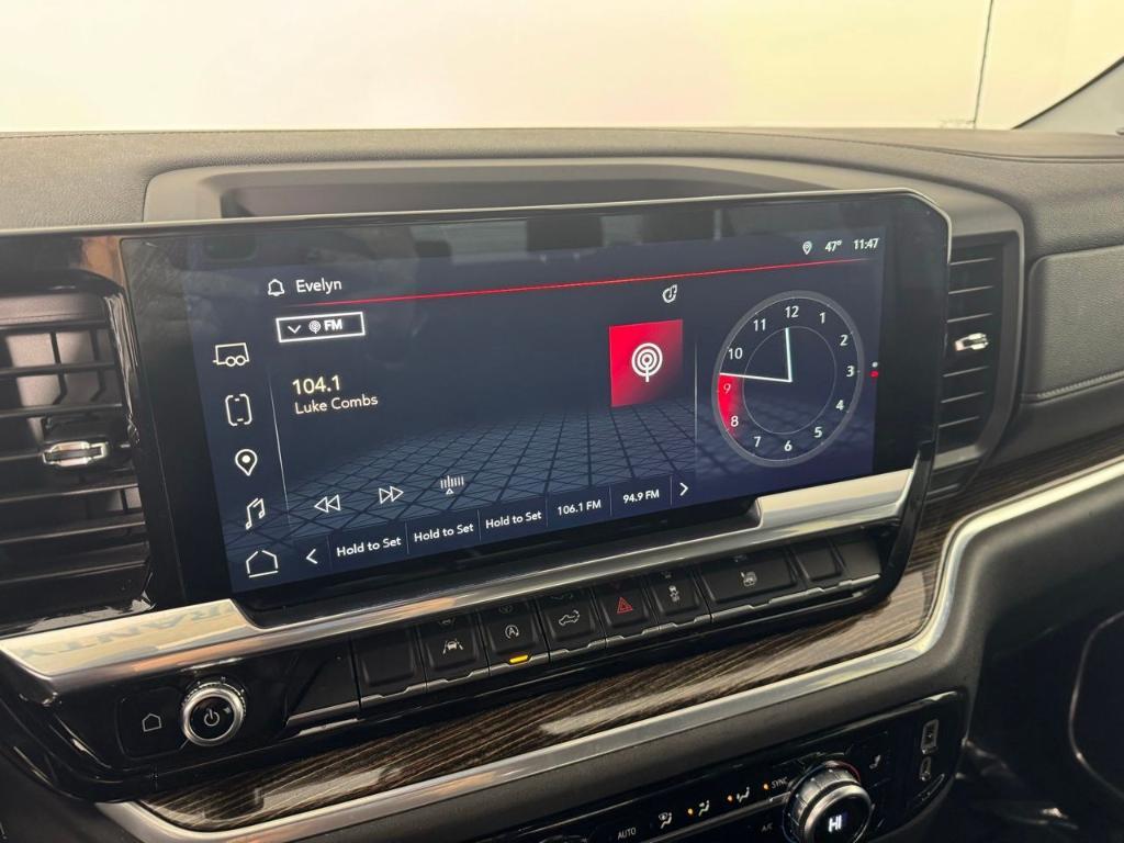 used 2022 GMC Sierra 1500 car, priced at $41,800