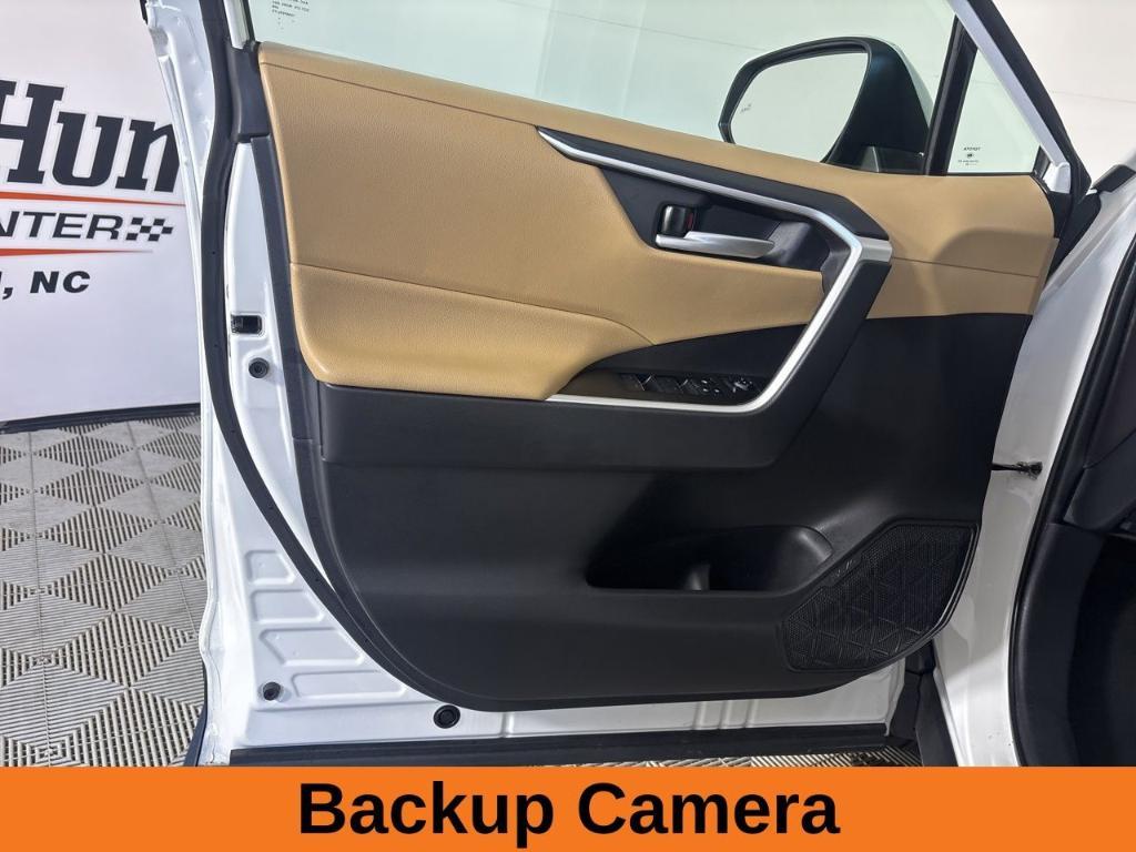 used 2025 Toyota RAV4 car, priced at $32,100