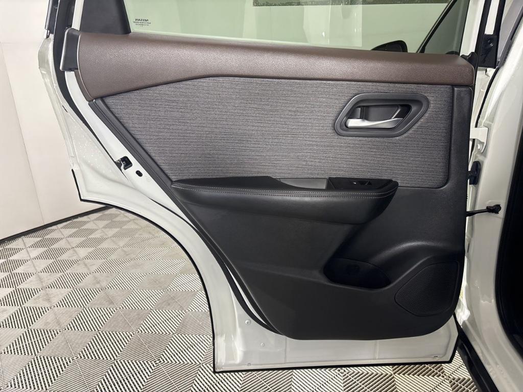 used 2023 Nissan Rogue car, priced at $21,123