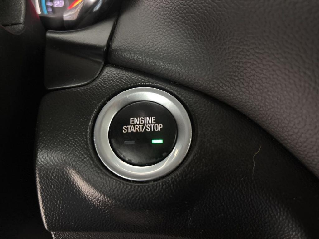 used 2021 Chevrolet Equinox car, priced at $13,788