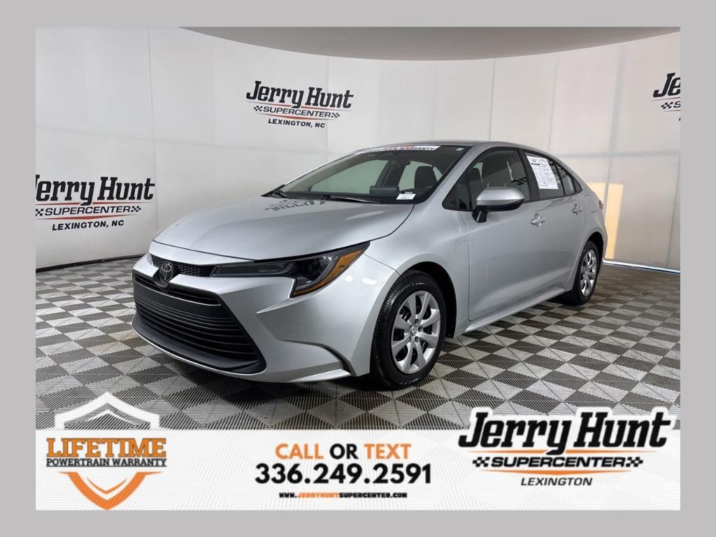 used 2025 Toyota Corolla car
