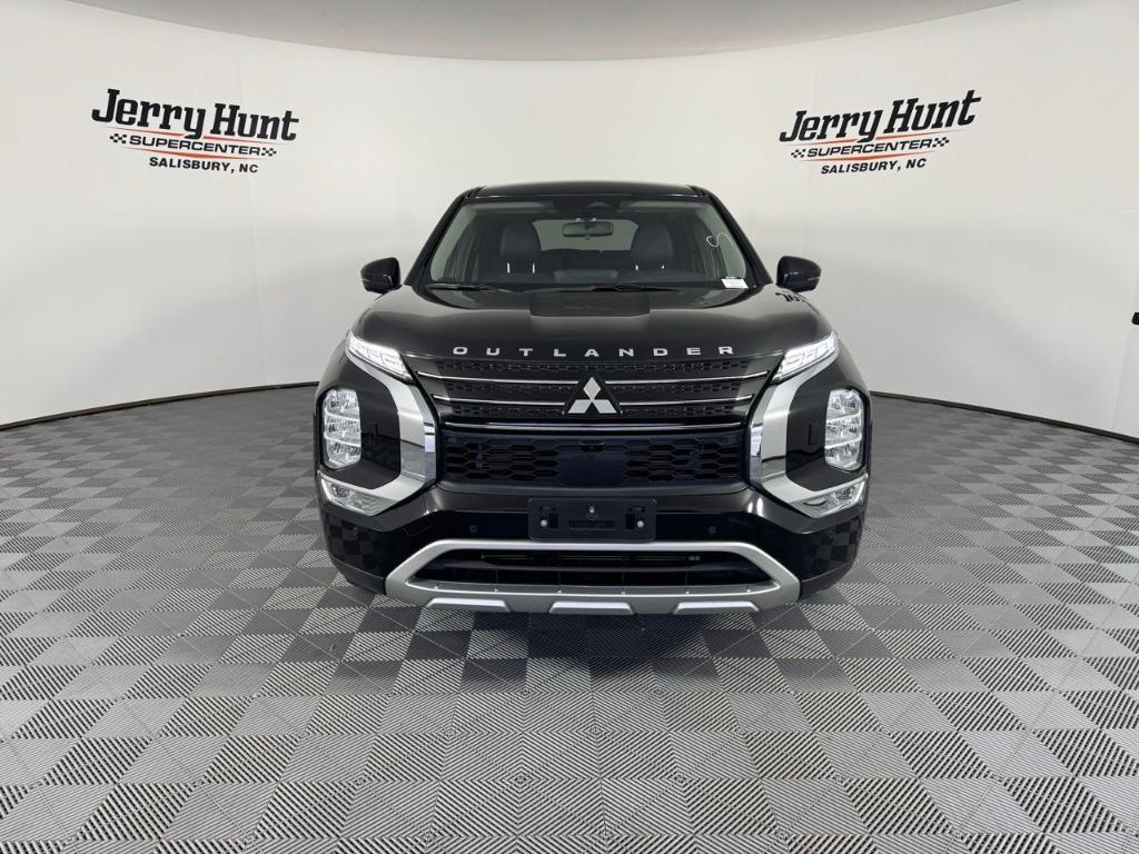 used 2022 Mitsubishi Outlander car, priced at $22,420