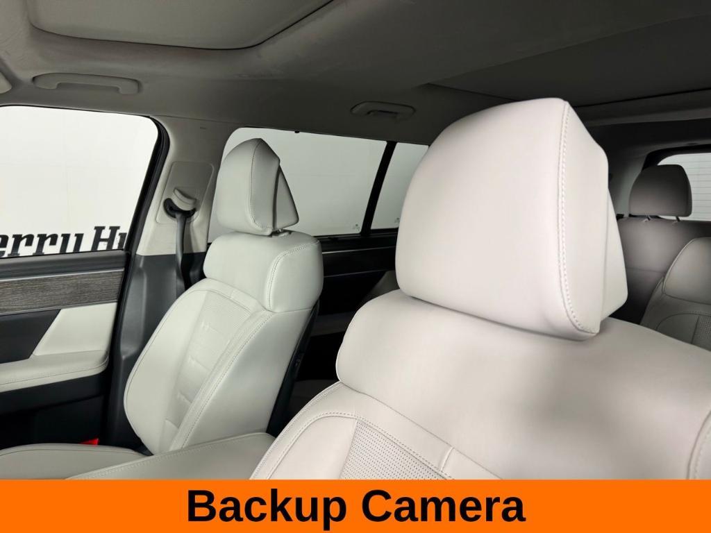 used 2025 Hyundai Santa Fe car, priced at $41,000