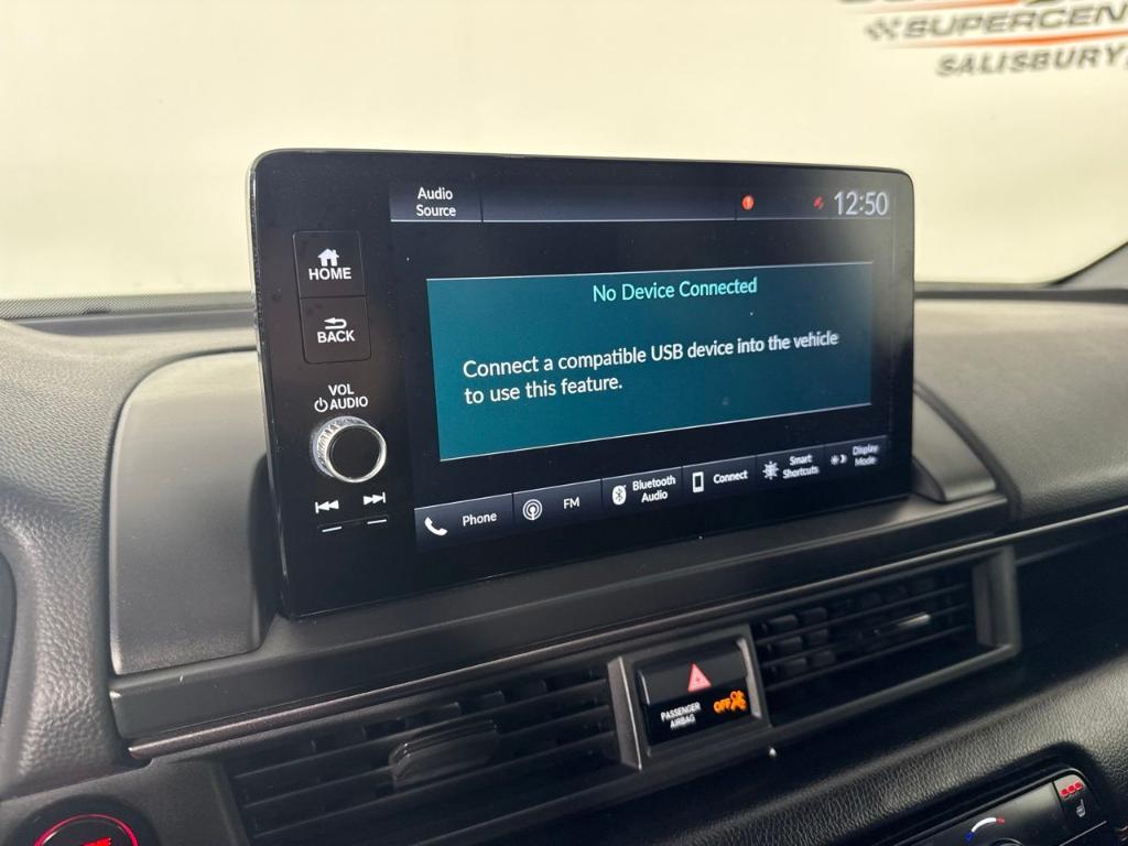 used 2025 Honda Pilot car, priced at $40,100