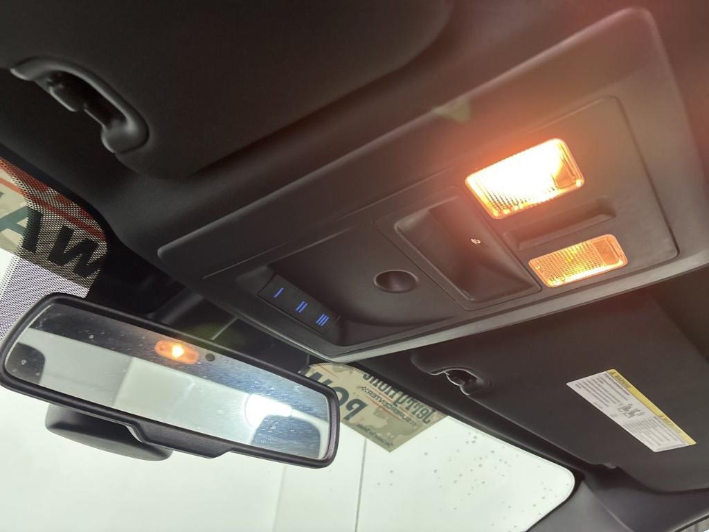 used 2022 Ram 1500 Classic car, priced at $32,321