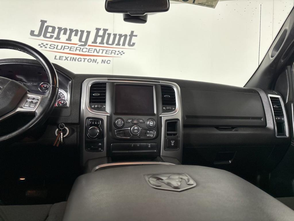 used 2022 Ram 1500 Classic car, priced at $32,321