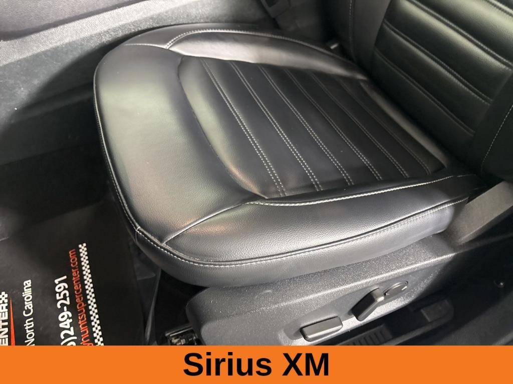 used 2024 Ford Edge car, priced at $22,300