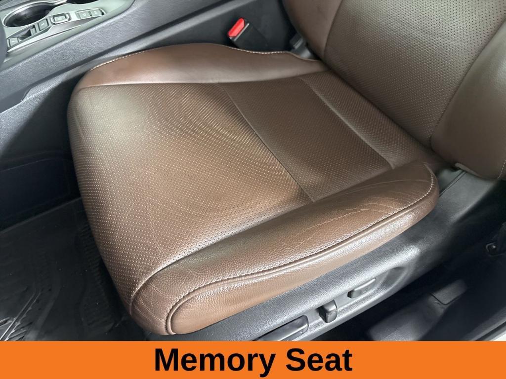 used 2025 Honda Passport car, priced at $36,456