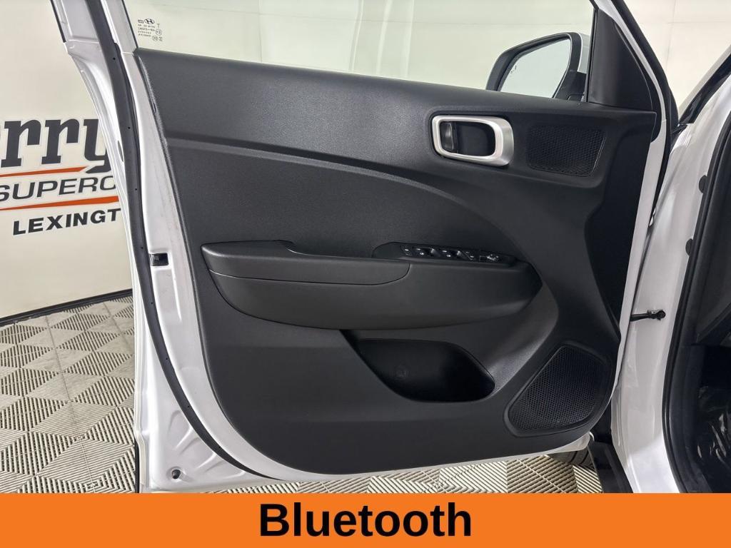 used 2025 Hyundai Venue car, priced at $18,999