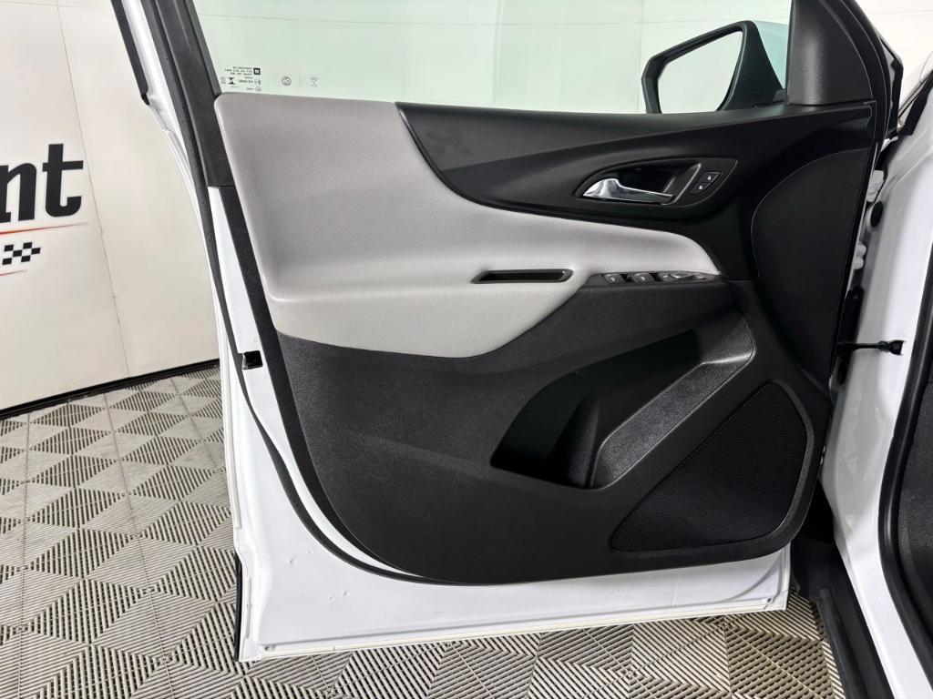 used 2023 Chevrolet Equinox car, priced at $17,220