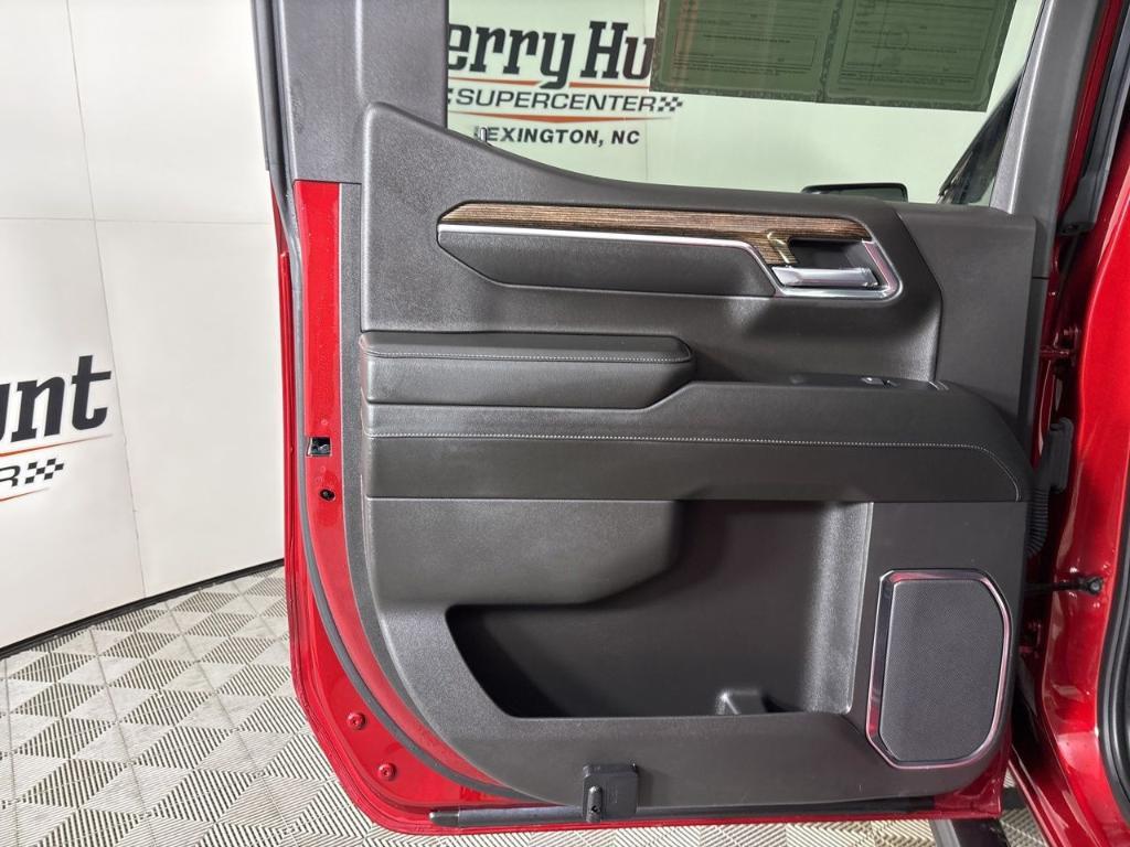 used 2024 GMC Sierra 1500 car, priced at $48,300