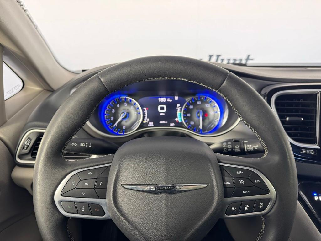 used 2023 Chrysler Pacifica car, priced at $23,788