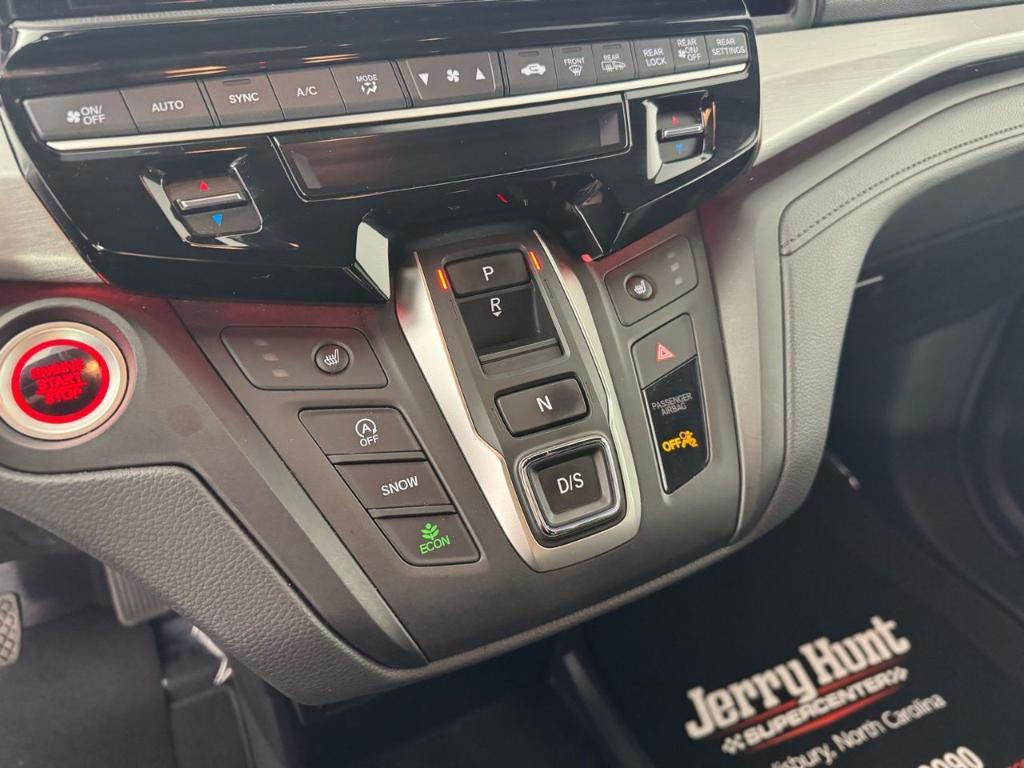 used 2025 Honda Odyssey car, priced at $36,000