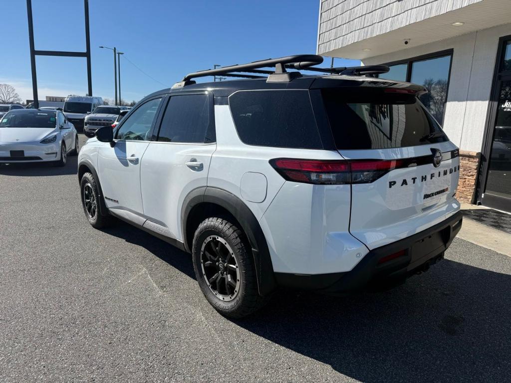 used 2025 Nissan Pathfinder car, priced at $37,500