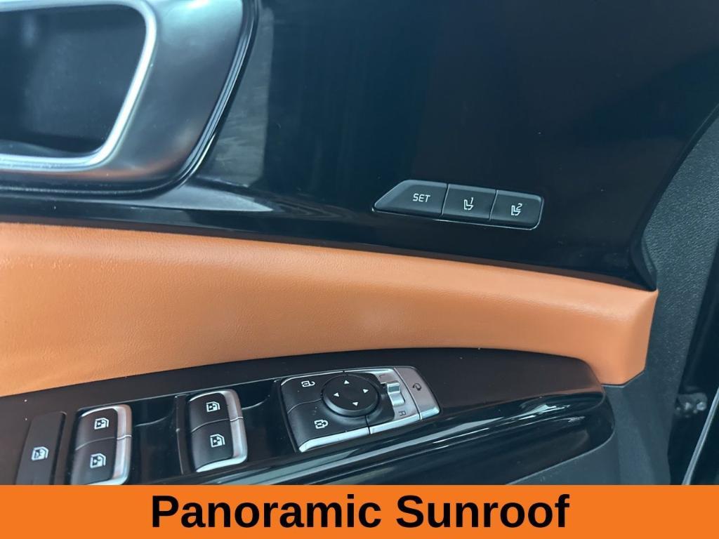 used 2024 Kia Carnival car, priced at $39,555