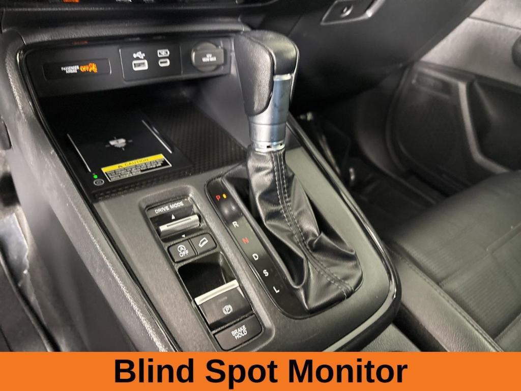 used 2025 Honda CR-V car, priced at $31,288