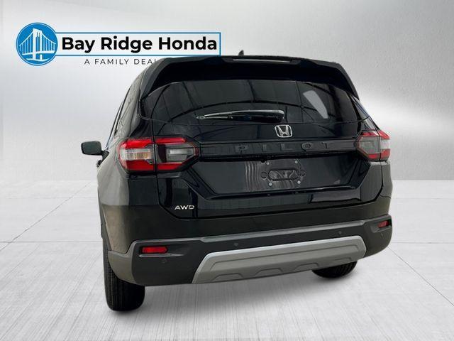 new 2025 Honda Pilot car, priced at $45,595