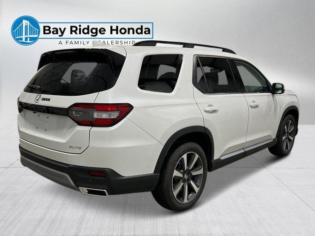 new 2025 Honda Pilot car, priced at $55,030