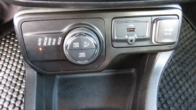 used 2022 Jeep Renegade car, priced at $27,590