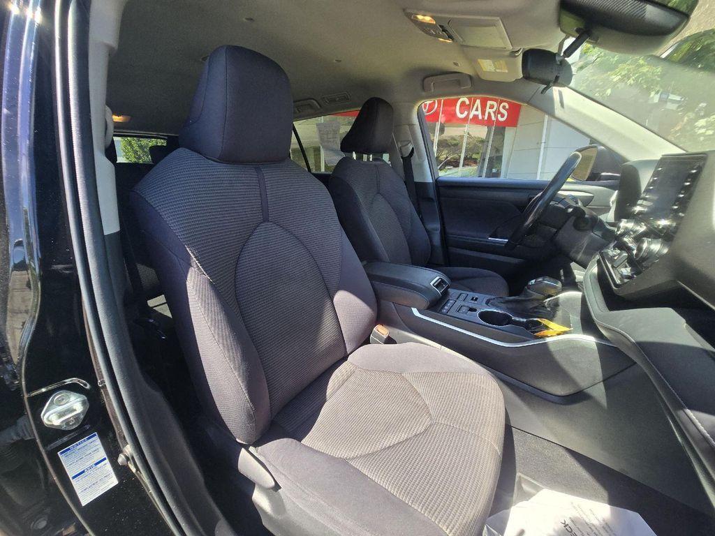 used 2022 Toyota Highlander car, priced at $30,900