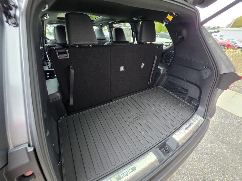 new 2026 Toyota Grand Highlander Hybrid car, priced at $63,036