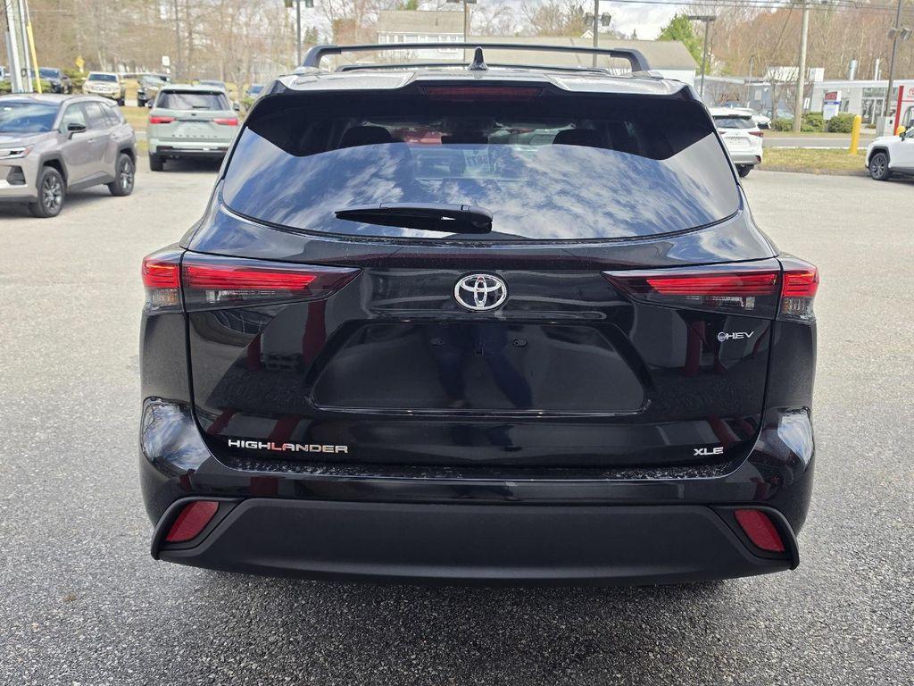 new 2026 Toyota Highlander Hybrid car, priced at $49,643