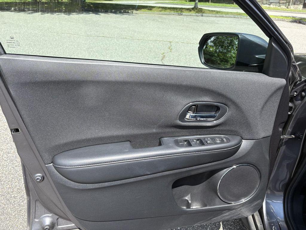 used 2022 Honda HR-V car, priced at $21,900