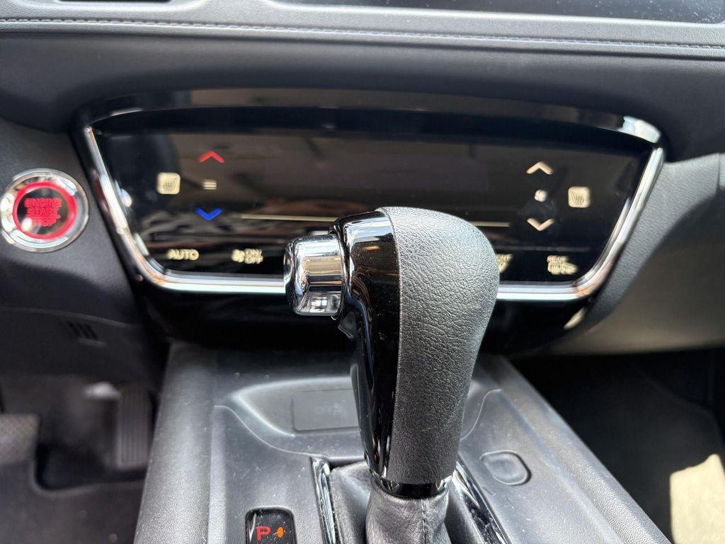 used 2022 Honda HR-V car, priced at $21,900