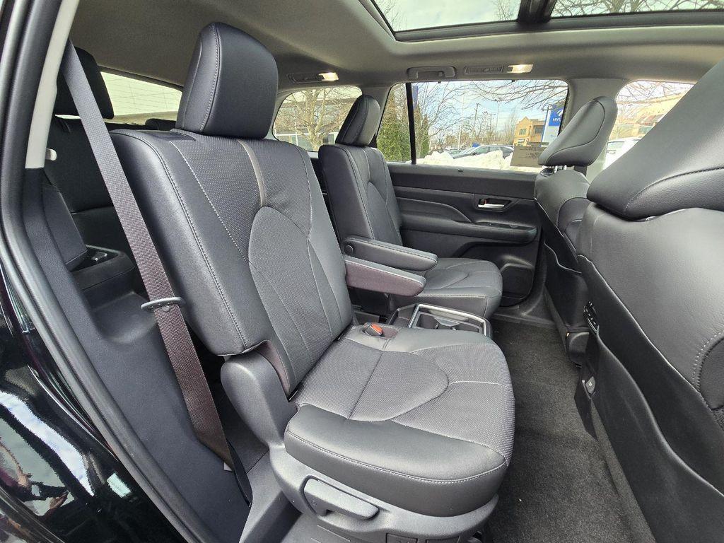 new 2026 Toyota Grand Highlander car, priced at $53,028