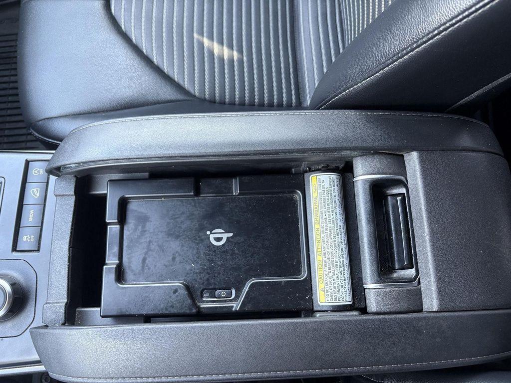 used 2021 Toyota Highlander car, priced at $29,990