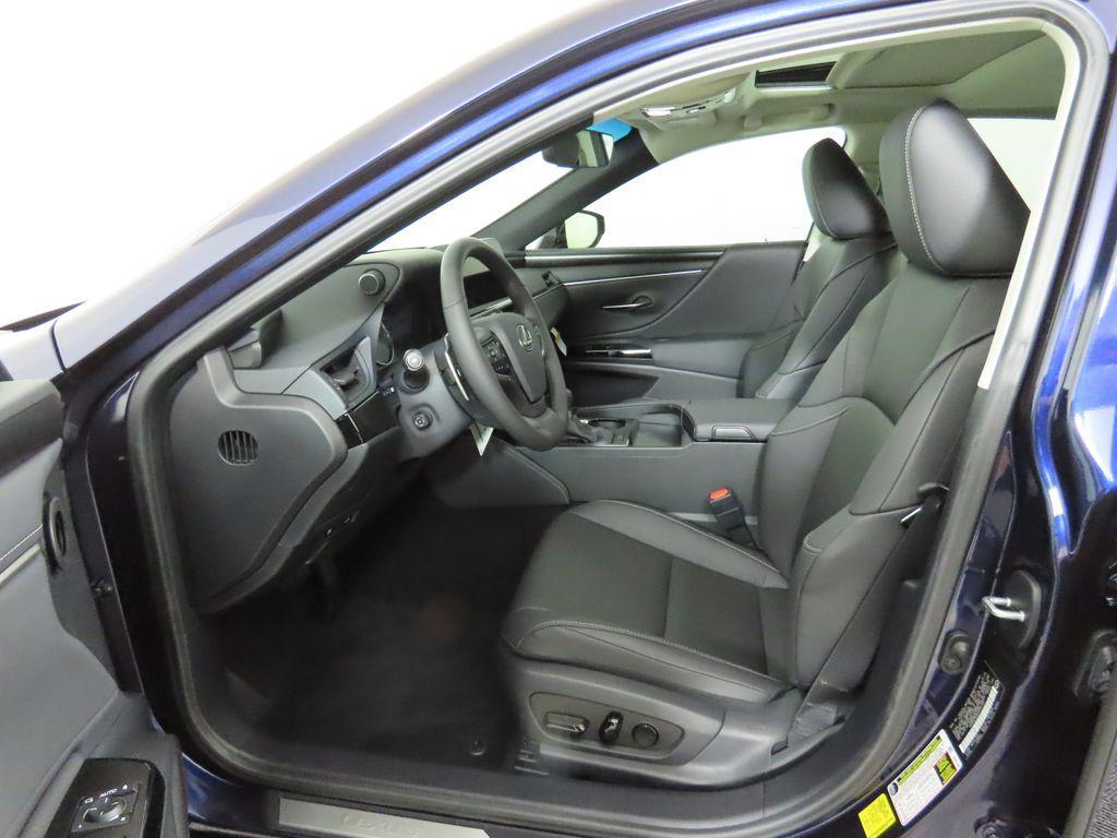 used 2025 Lexus ES 350 car, priced at $44,500