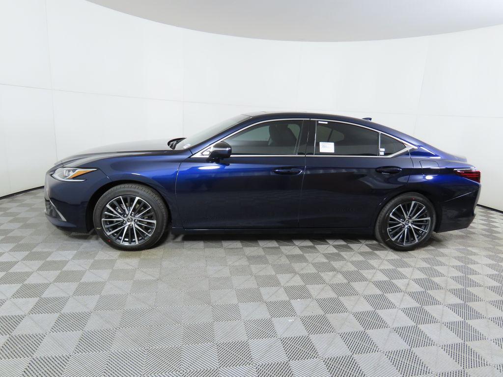 used 2025 Lexus ES 350 car, priced at $44,500