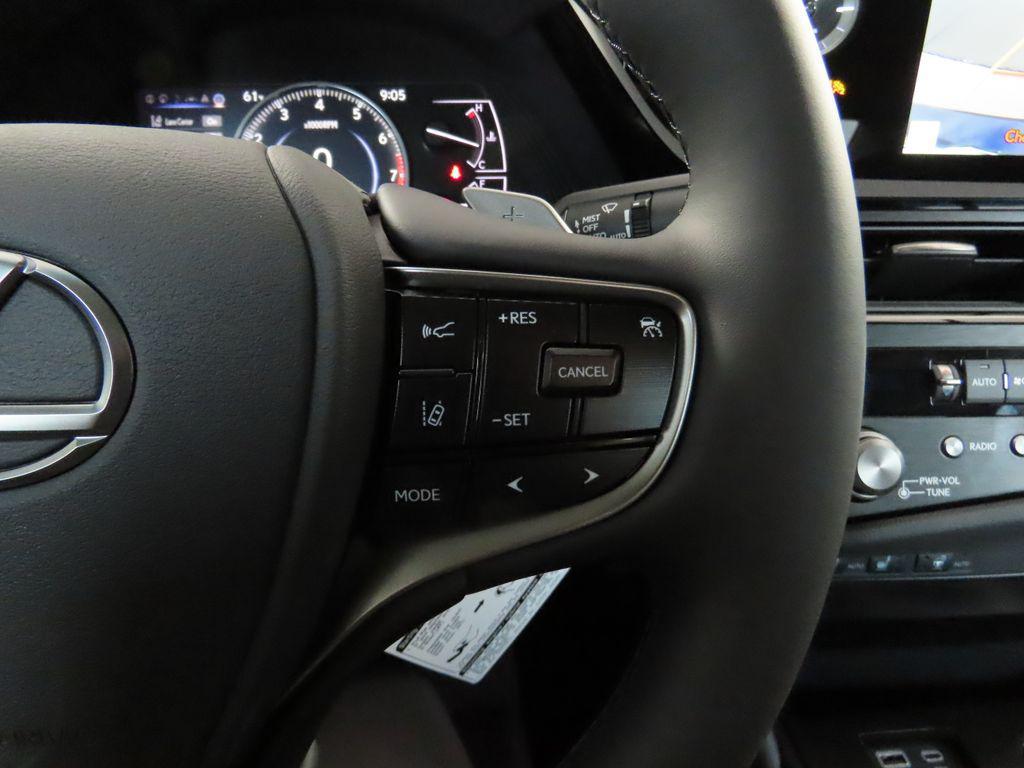 used 2025 Lexus ES 350 car, priced at $44,500