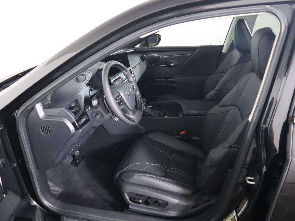 new 2025 Lexus ES 350 car, priced at $54,039