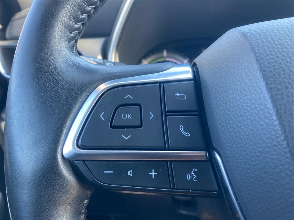 used 2020 Toyota Highlander Hybrid car, priced at $35,992