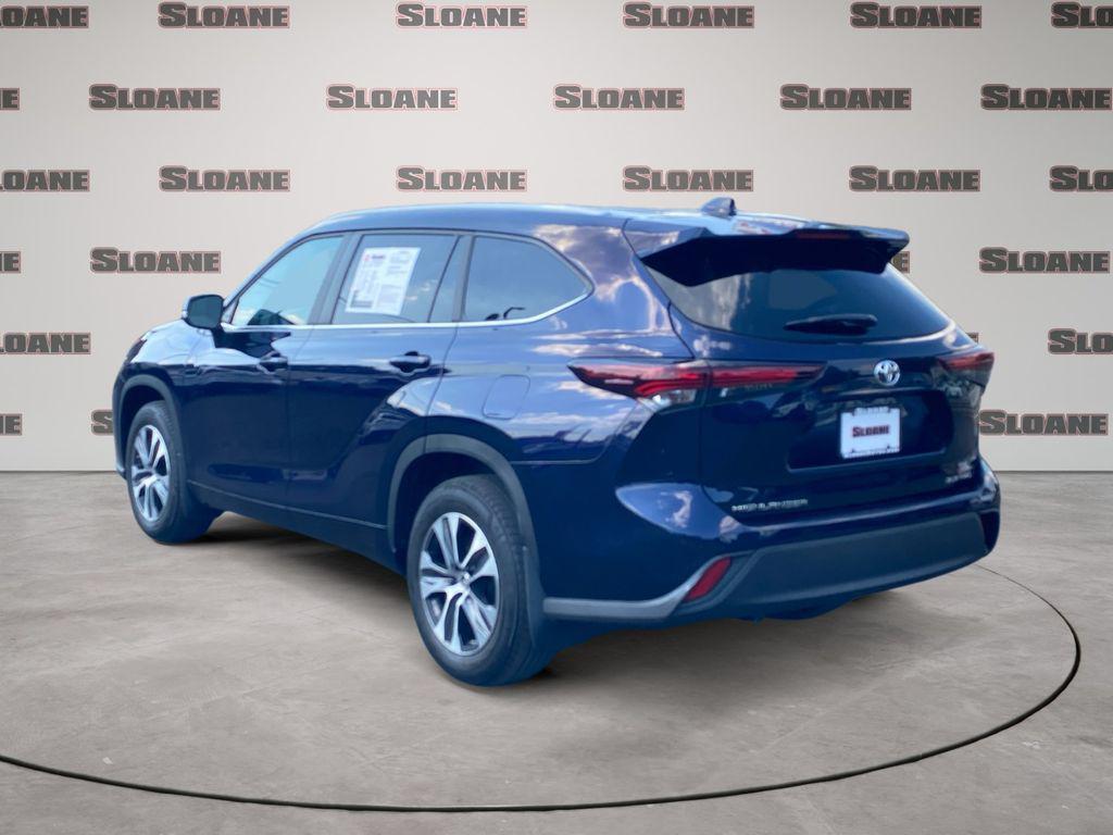 used 2024 Toyota Highlander car, priced at $41,863