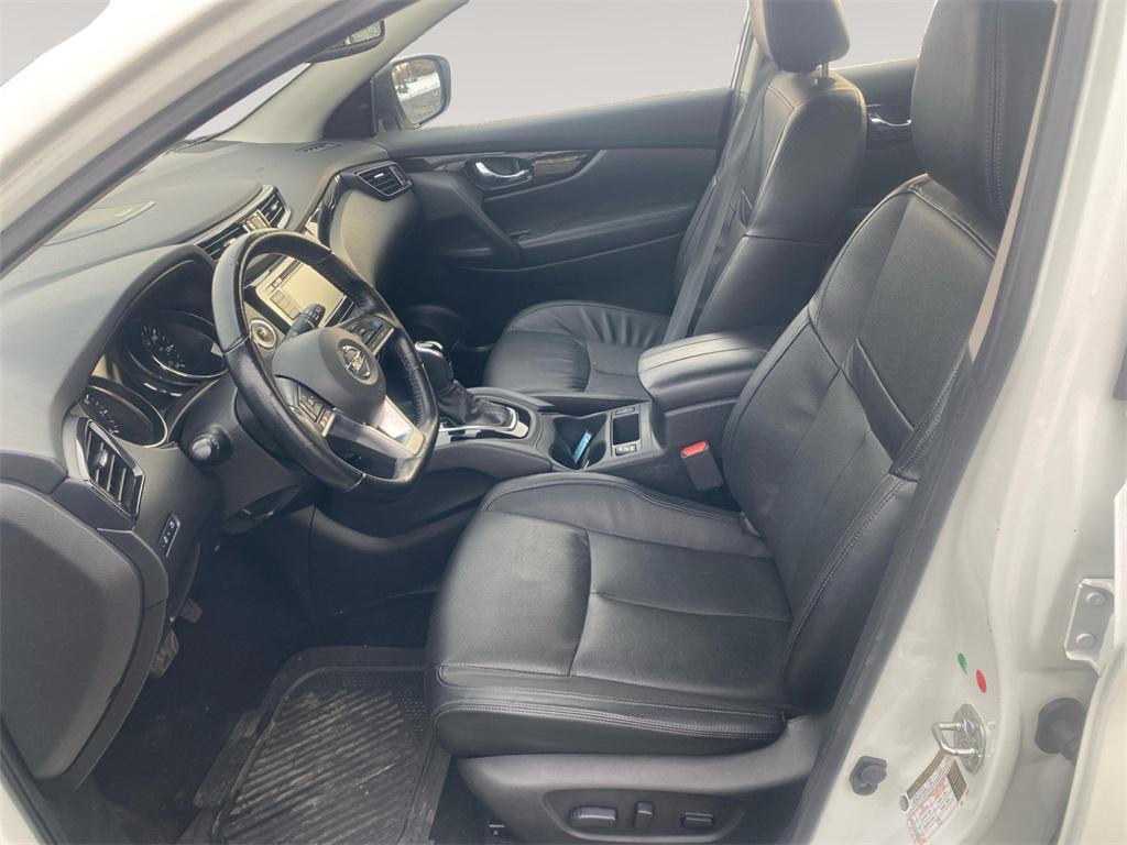 used 2021 Nissan Rogue Sport car, priced at $20,882