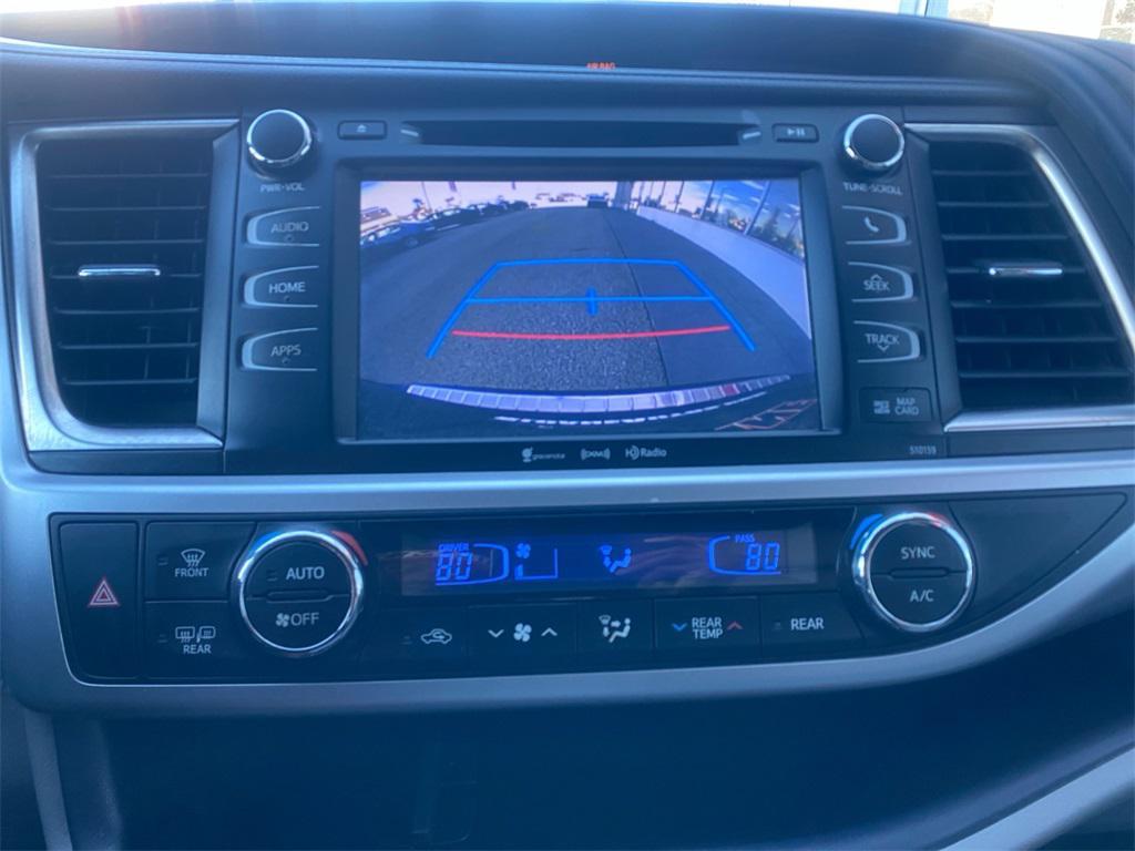 used 2016 Toyota Highlander car, priced at $15,995