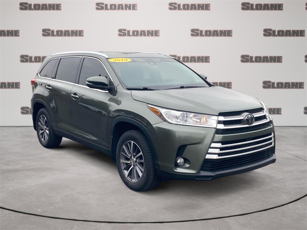 used 2019 Toyota Highlander car, priced at $23,994