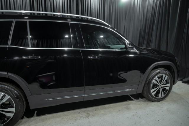 new 2025 Mercedes-Benz GLB 250 car, priced at $49,595