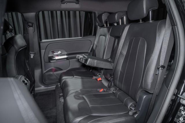 new 2025 Mercedes-Benz GLB 250 car, priced at $49,595