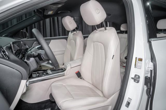 new 2026 Mercedes-Benz GLA 250 car, priced at $43,250