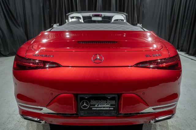 new 2026 Mercedes-Benz Maybach SL 680 Monogram Series car, priced at $232,750