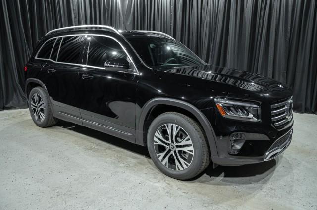 used 2025 Mercedes-Benz GLB 250 car, priced at $35,999