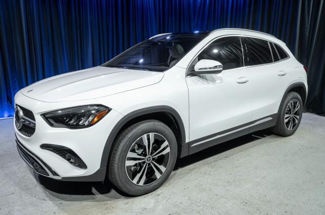 new 2026 Mercedes-Benz GLA 250 car, priced at $45,720